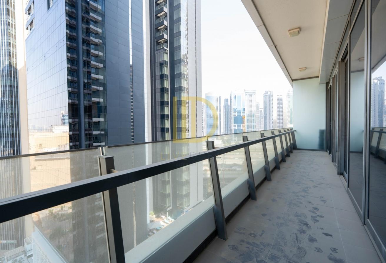 Kitchen Equipped| Near Dubai Marina Mall | Vacant photo 14