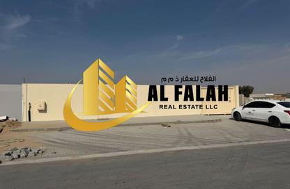 Factory - Studio - 1 Bathroom for sale in Al Sajaa Industrial - Al Sajaa - Sharjah
