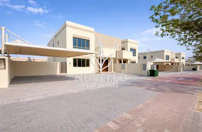 فيلا - 4 غرف نوم - 5 حمامات للايجار في الفرجان - دبي