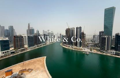Apartment - 3 - 5 for rent in Peninsula Four - Peninsula - Business Bay - Dubai
