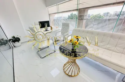 مكتب - غرفة نوم - 1 حمام للايجار في ريم ريزدنسي - الكرامة - دبي