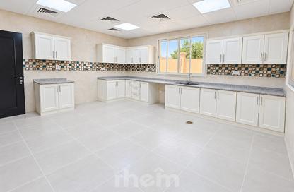 Villa - 5 - 6 for sale in Bawabat Al Sharq - Baniyas East - Baniyas - Abu Dhabi