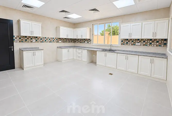 159158371 - Property Image 3