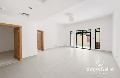 Apartment - 2 Bedrooms - 3 Bathrooms for rent in Zaafaran 5 - Zaafaran - Old Town - Downtown Dubai - Dubai