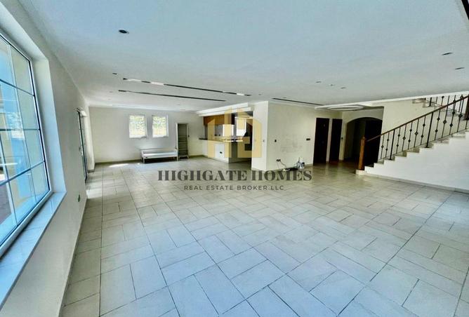 128809218 - Property Image 2