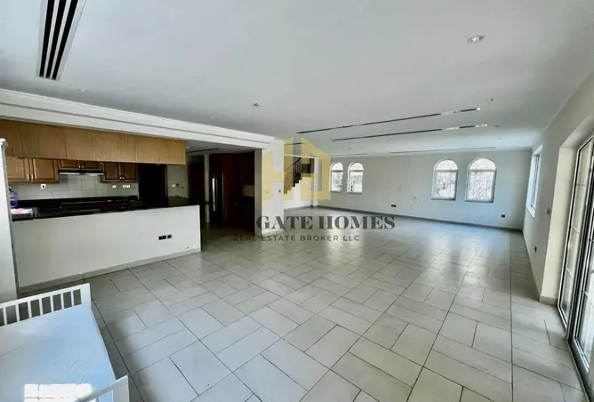 128809218 - Property Image 3