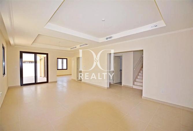 73842132 - Property Image 2