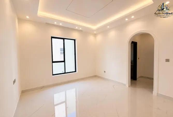 160117050 - Property Image 2