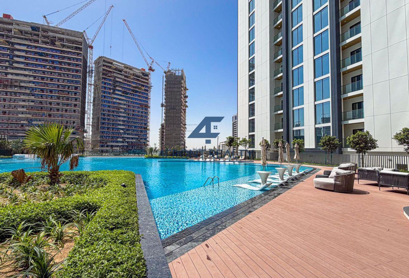 Dubai Skyline View | Bright & Modern | Spacious photo 16