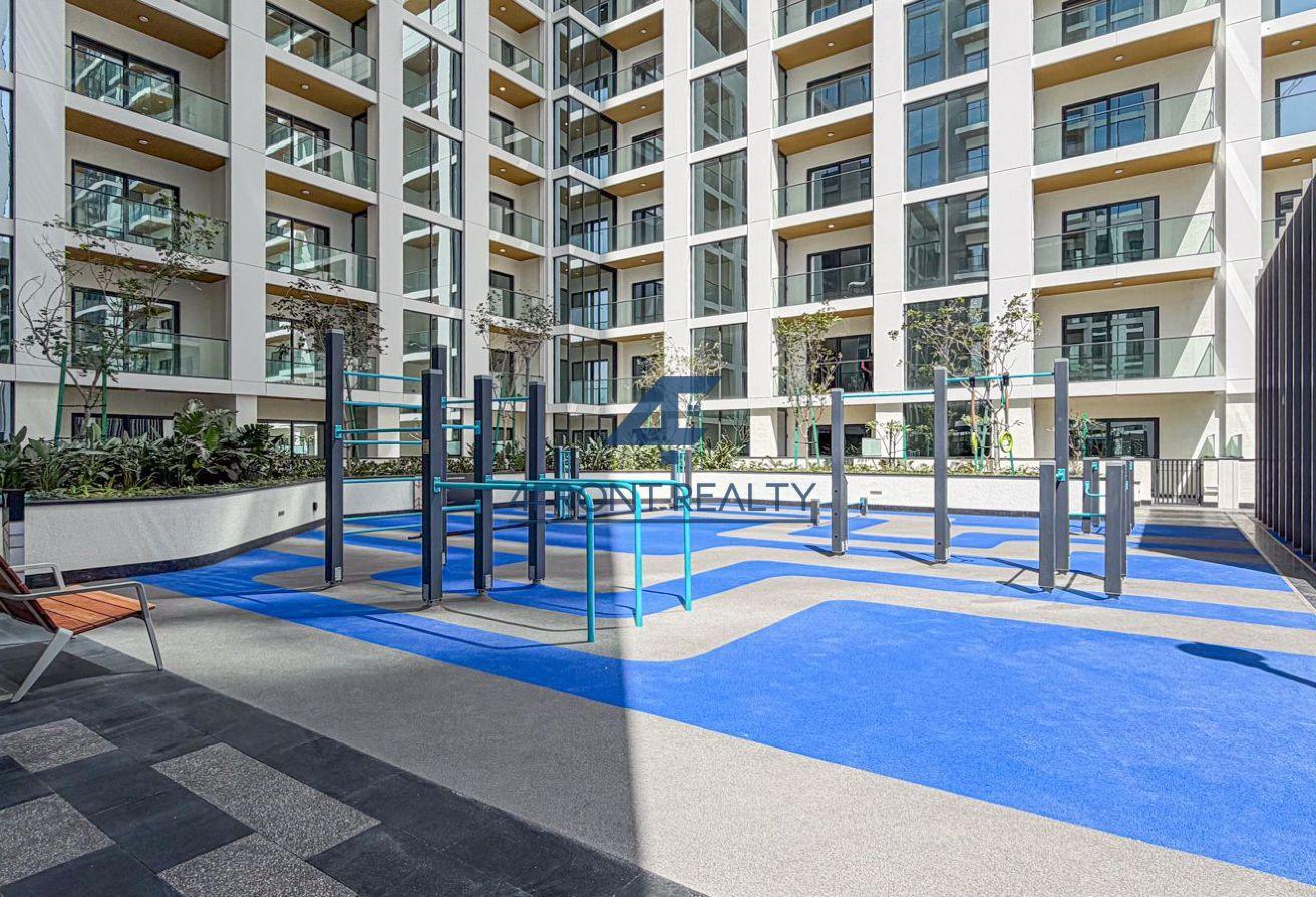 Dubai Skyline View | Bright & Modern | Spacious photo 19