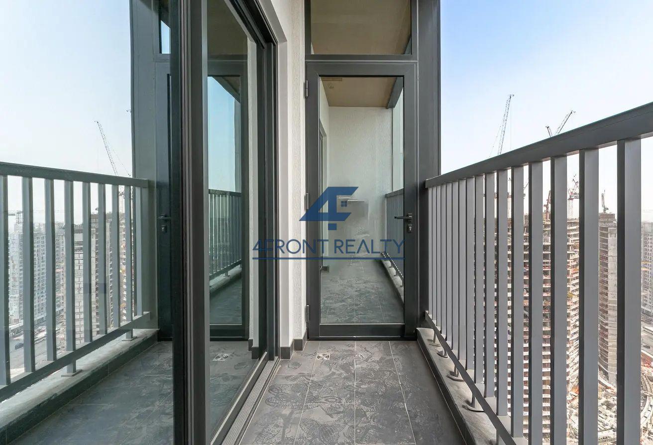 Dubai Skyline View | Bright & Modern | Spacious photo 10