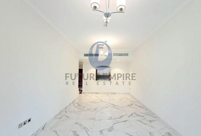 82349877 - Property Image 2