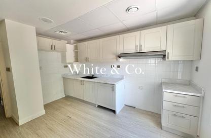 Villa - 2 Bedrooms - 3 Bathrooms for rent in Springs 15 - The Springs - Dubai Villa - 2 Bedrooms - 3 Bathrooms for rent in Springs 15 - The Springs - Dubai