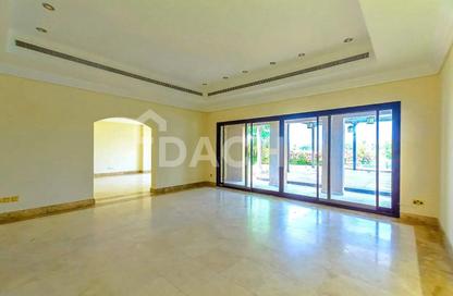Villa - 6 Bedrooms - 6 Bathrooms for sale in Meadows 7 - Meadows - Dubai