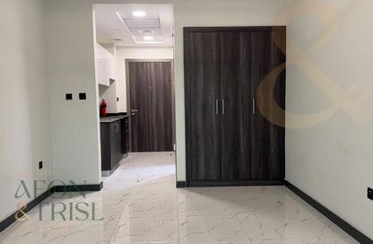 Apartment - Studio - 1 Bathroom for rent in Rukan Tower B - Rukan Tower - Rukan - Dubai
