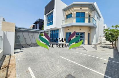 Villa - Studio - 4 Bathrooms for rent in Umm Suqeim 2 Villas - Umm Suqeim 2 - Umm Suqeim - Dubai Villa - Studio - 4 Bathrooms for rent in Umm Suqeim 2 Villas - Umm Suqeim 2 - Umm Suqeim - Dubai
