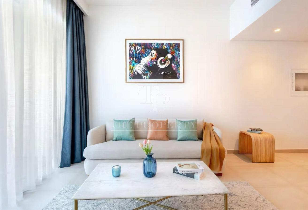 Fully Furnished | High Floor | 12 Cheques photo 4