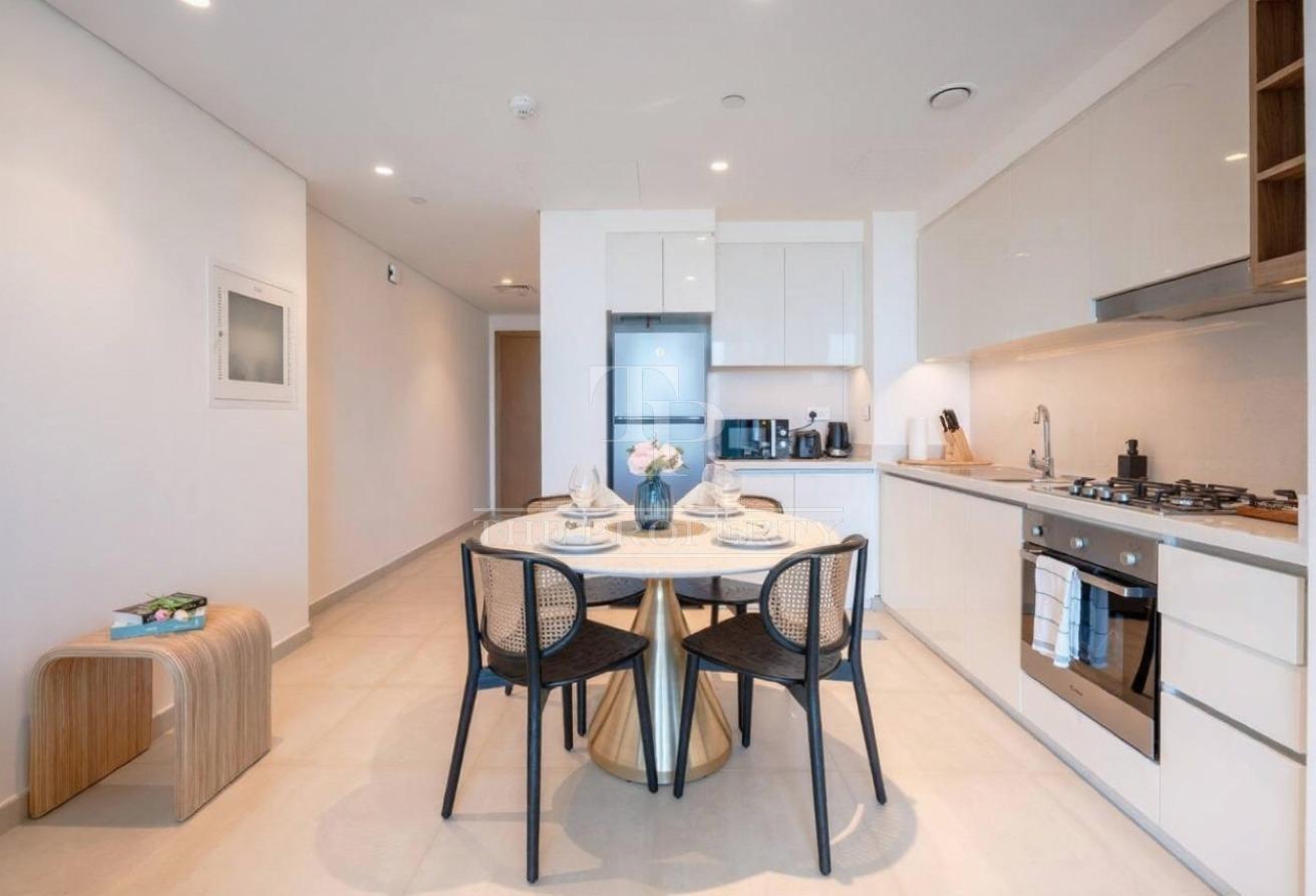 Fully Furnished | High Floor | 12 Cheques photo 6