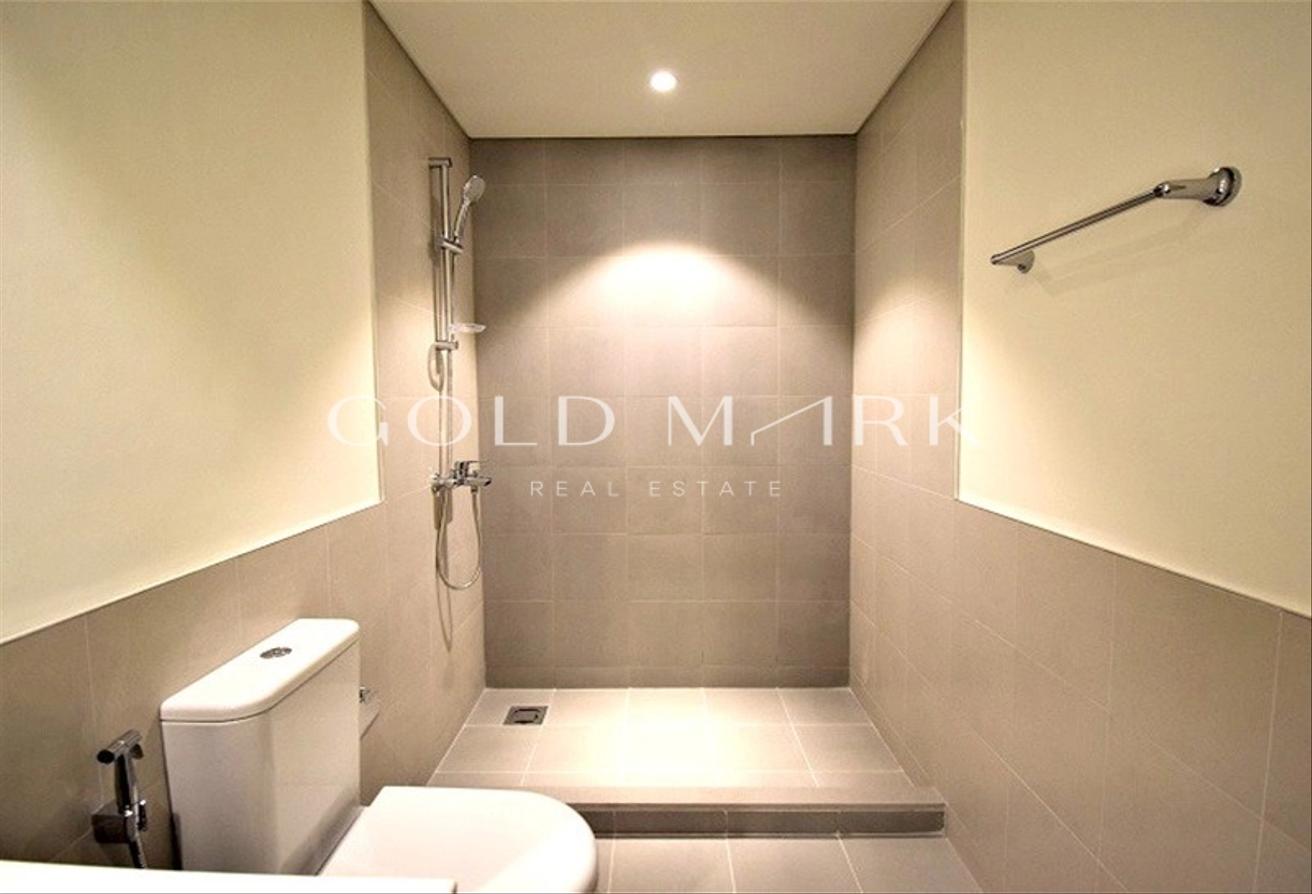 High Floor | Park Facing | Golf Course Living photo 11