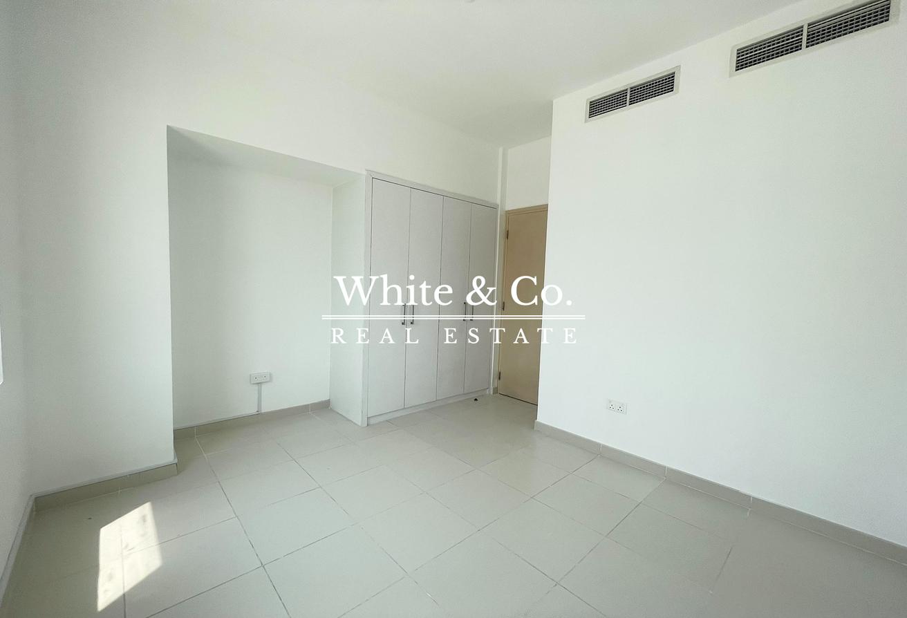 Spacious Type G | Single Row | Landscaped photo 7