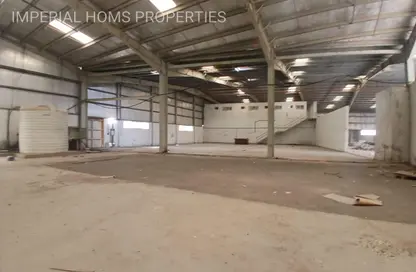 Factory - Studio - 5 Bathrooms for rent in Umm Al Thuoob - Umm Al Quwain