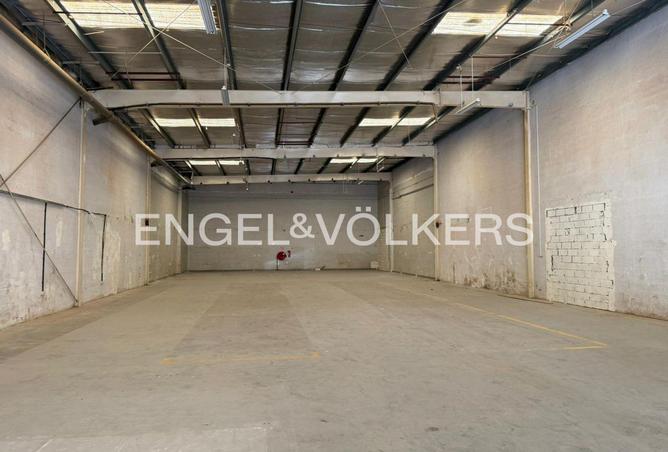 106856300 - Property Image 3