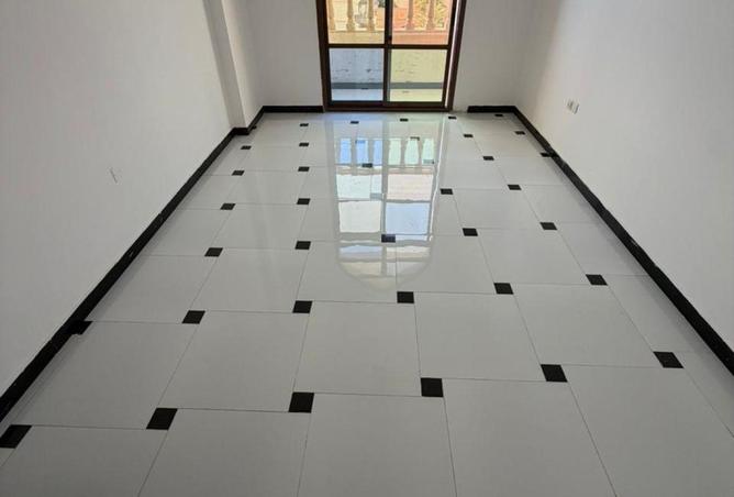 87049781 - صورة العقار 3