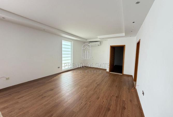 94017155 - صورة العقار 2