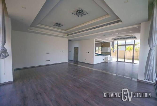 79427957 - Property Image 3