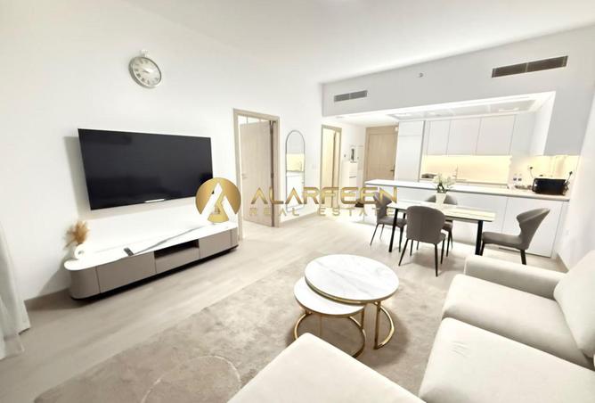 Premium Furnished | Big Layout | Vacant 1BR photo 2