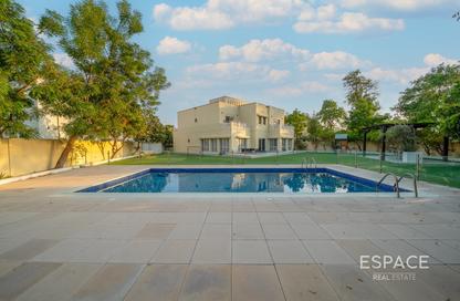 Villa - 6 - 7 for sale in Meadows 4 - Meadows - Dubai