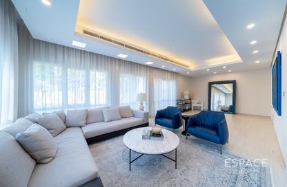Villa - 6 - 7 for sale in Meadows 4 - Meadows - Dubai