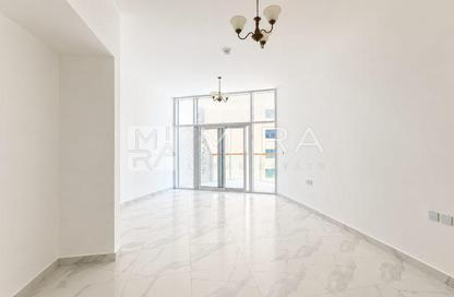 Apartment - Studio - 1 for rent in Millennium Binghatti Residences - Business Bay - Dubai
