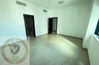Apartment - 1 Bedroom - 2 Bathrooms for rent in Al Mamzar - Al Mamzar - Sharjah - Sharjah