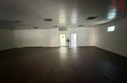 Warehouse - Studio - 1 Bathroom for rent in Al Qusais Industrial Area 1 - Al Qusais Industrial Area - Al Qusais - Dubai