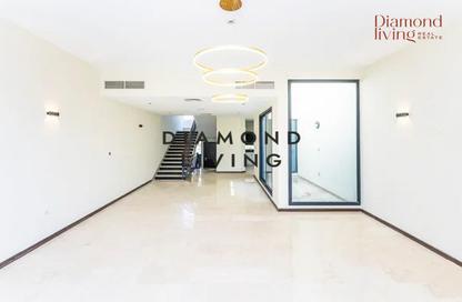 Townhouse - 4 - 5 for rent in Westar Vista - District 13 - Jumeirah Village Circle - Dubai Townhouse - 4 - 5 for rent in Westar Vista - District 13 - Jumeirah Village Circle - Dubai