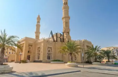 شقة - 2 غرف نوم - 3 حمامات للبيع في زهور 3 - الزاهية - تجارية مويلح - الشارقة