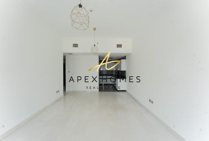 74255509 - Property Image 3