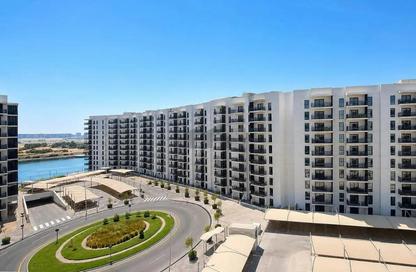 Apartment - 1 - 1 for rent in Waters Edge - Yas Island - Abu Dhabi