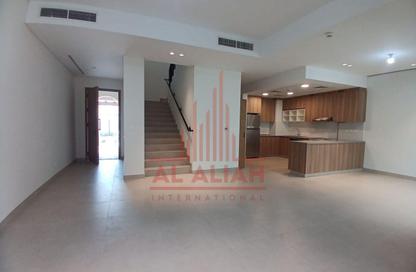 Townhouse - 3 Bedrooms - 4 Bathrooms for rent in Bloom Living - Zayed City (Khalifa City C) - Khalifa City - Abu Dhabi Townhouse - 3 Bedrooms - 4 Bathrooms for rent in Bloom Living - Zayed City (Khalifa City C) - Khalifa City - Abu Dhabi
