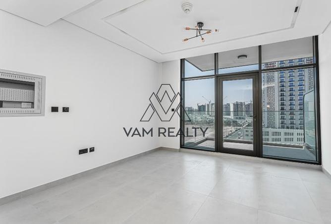 82366305 - Property Image 2