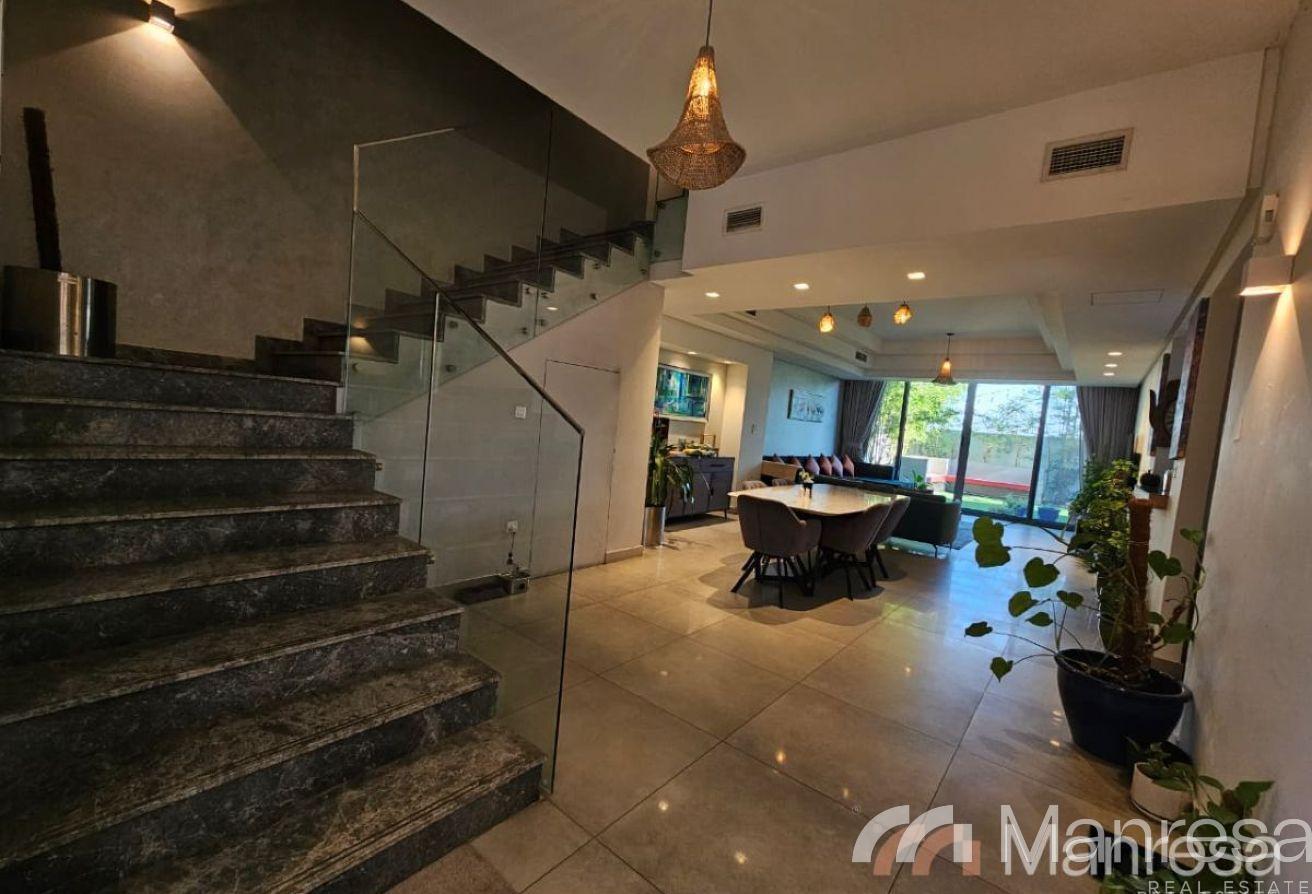 3 Bed room | Prime Location | Spacious photo 6