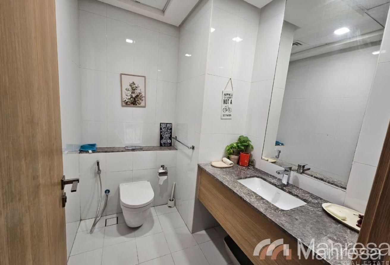3 Bed room | Prime Location | Spacious photo 14