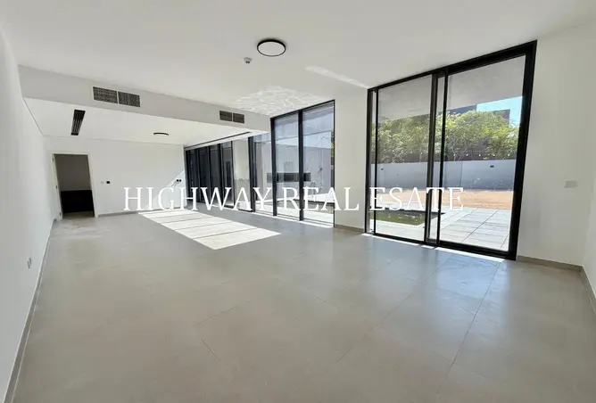 152366527 - Property Image 3