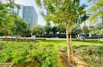 شقة - غرفة نوم - 2 حمامات للبيع في ذا لينك - إيست فييليدج - الجادة - الشارقة