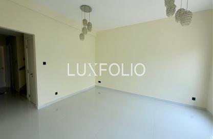 Villa - 3 Bedrooms - 4 Bathrooms for rent in Springs 7 - The Springs - Dubai Villa - 3 Bedrooms - 4 Bathrooms for rent in Springs 7 - The Springs - Dubai