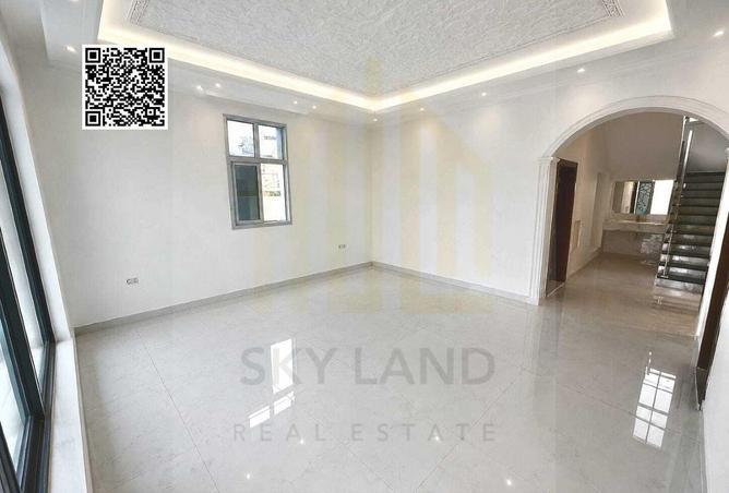 135608972 - Property Image 2