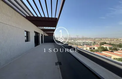 Apartment - 2 Bedrooms - 3 Bathrooms for rent in Emerald Vision Tower - Jumeirah Village Triangle - Dubai