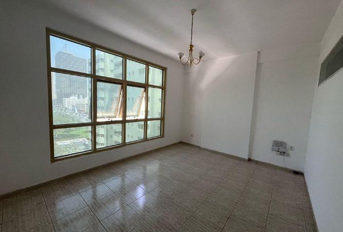 16210419 - Property Image 3