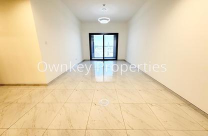Apartment - 2 Bedrooms - 3 Bathrooms for rent in Titanium Tower - Al Karama - Dubai